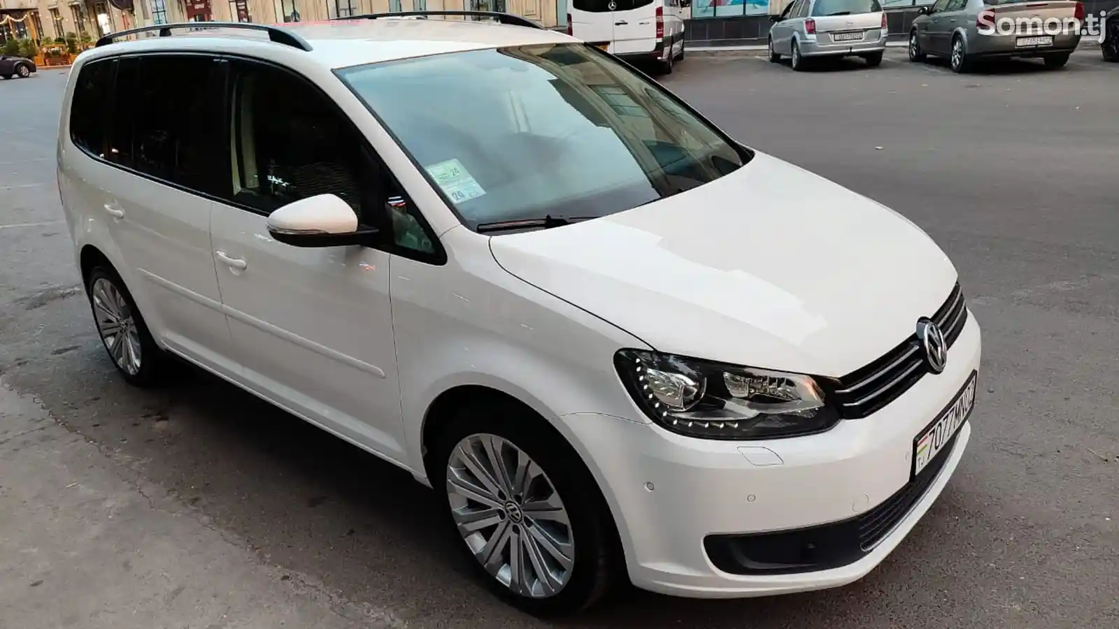 Volkswagen Touran, 2012-1