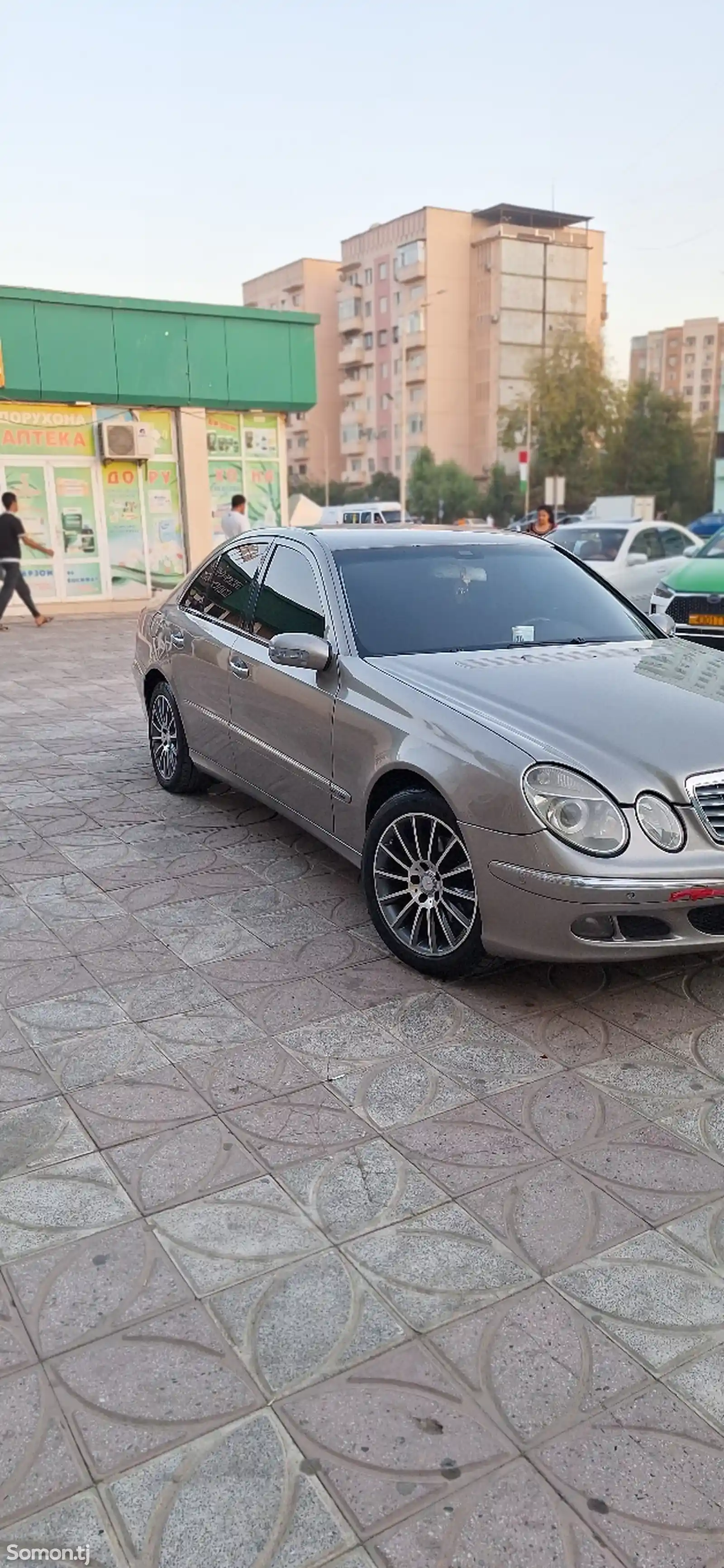 Mercedes-Benz E class, 2003-1