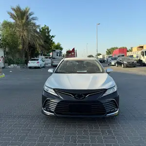 Toyota Camry, 2018