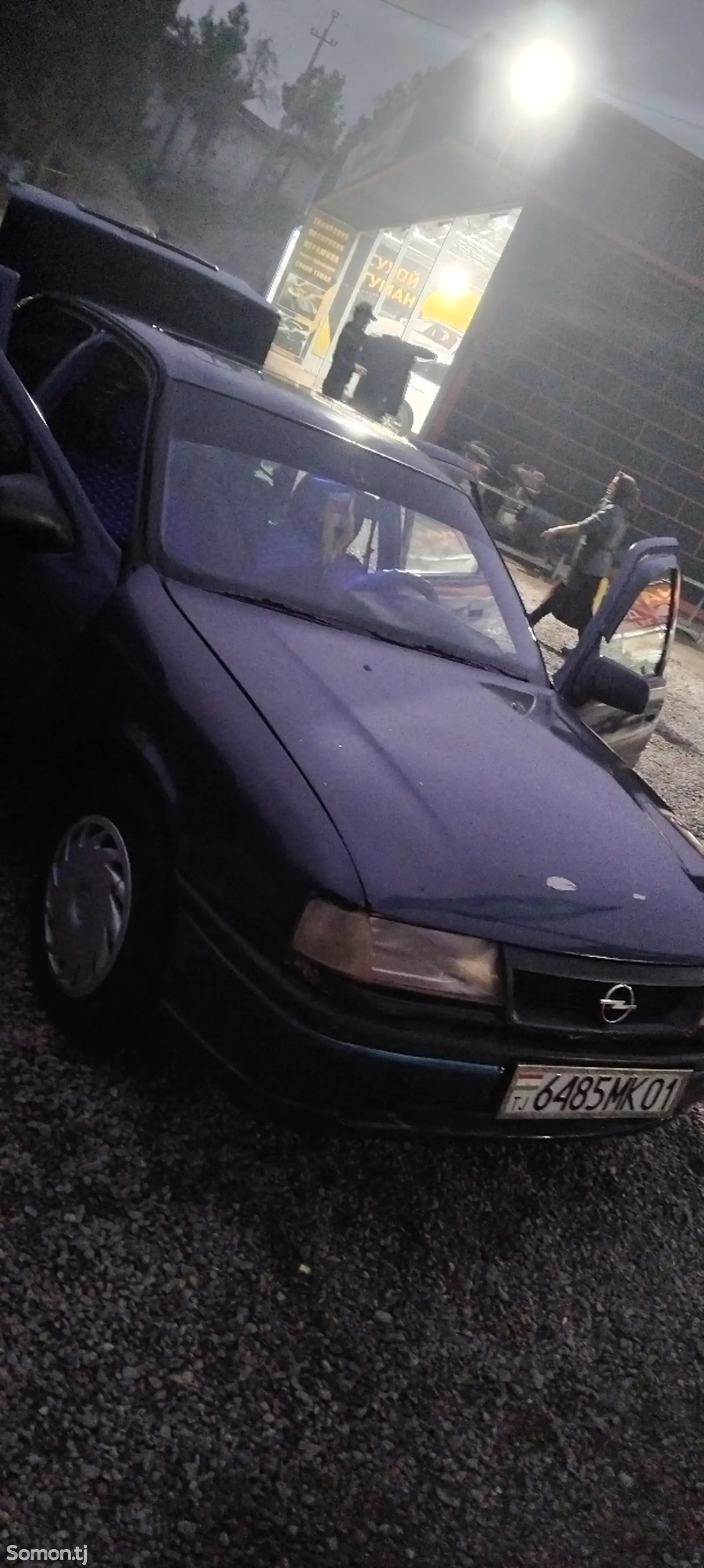 Opel Vectra A, 1992-1