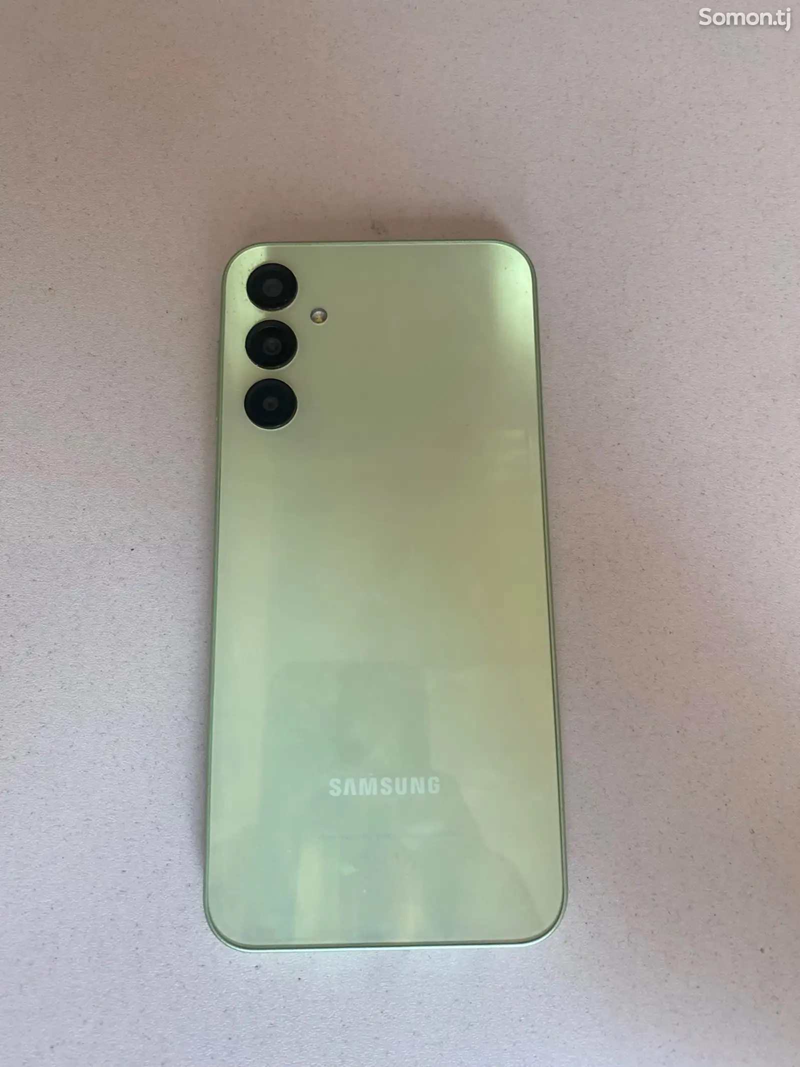 Samsung Galaxy A24-1