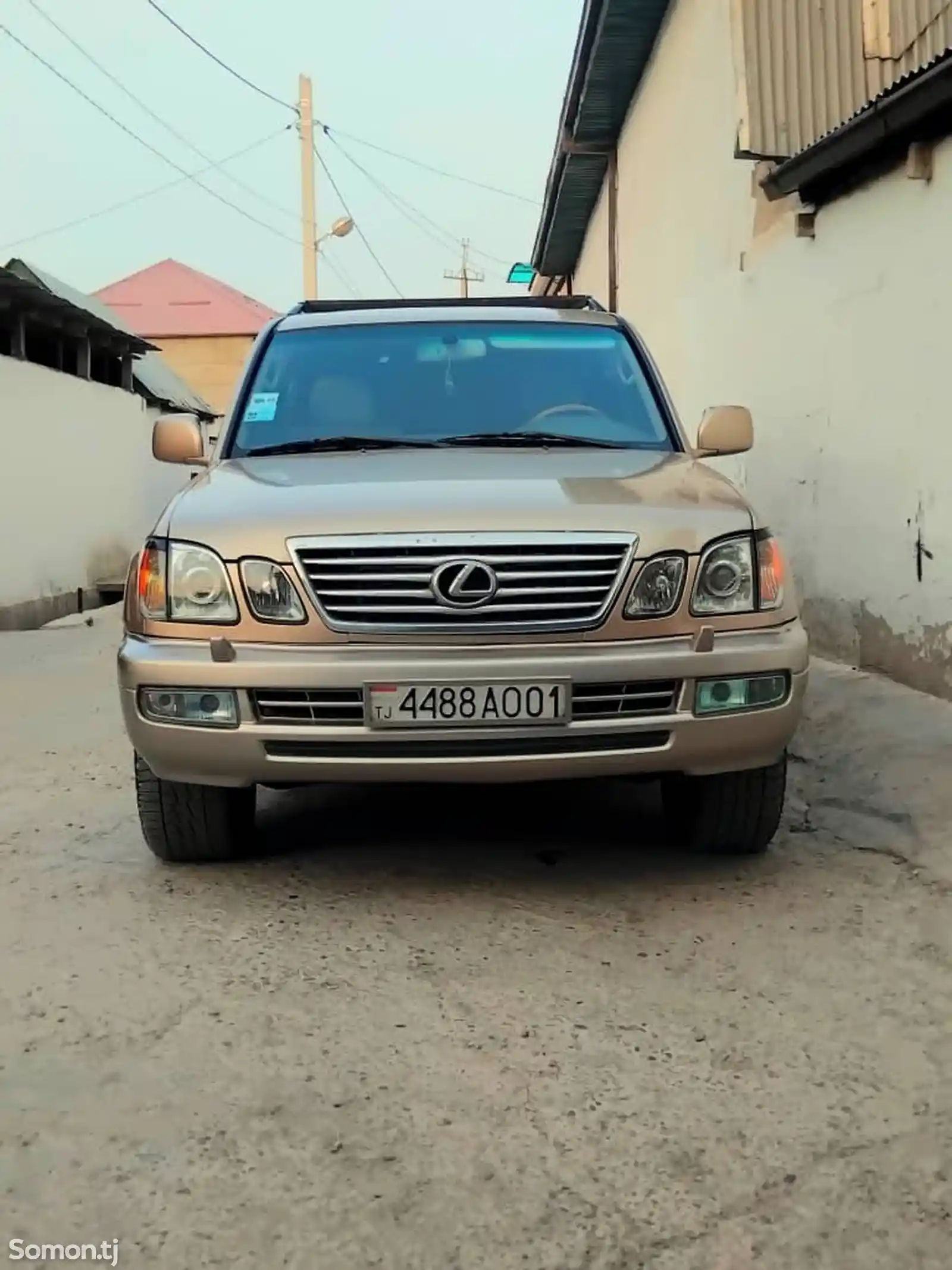 Lexus LX series, 2001-1