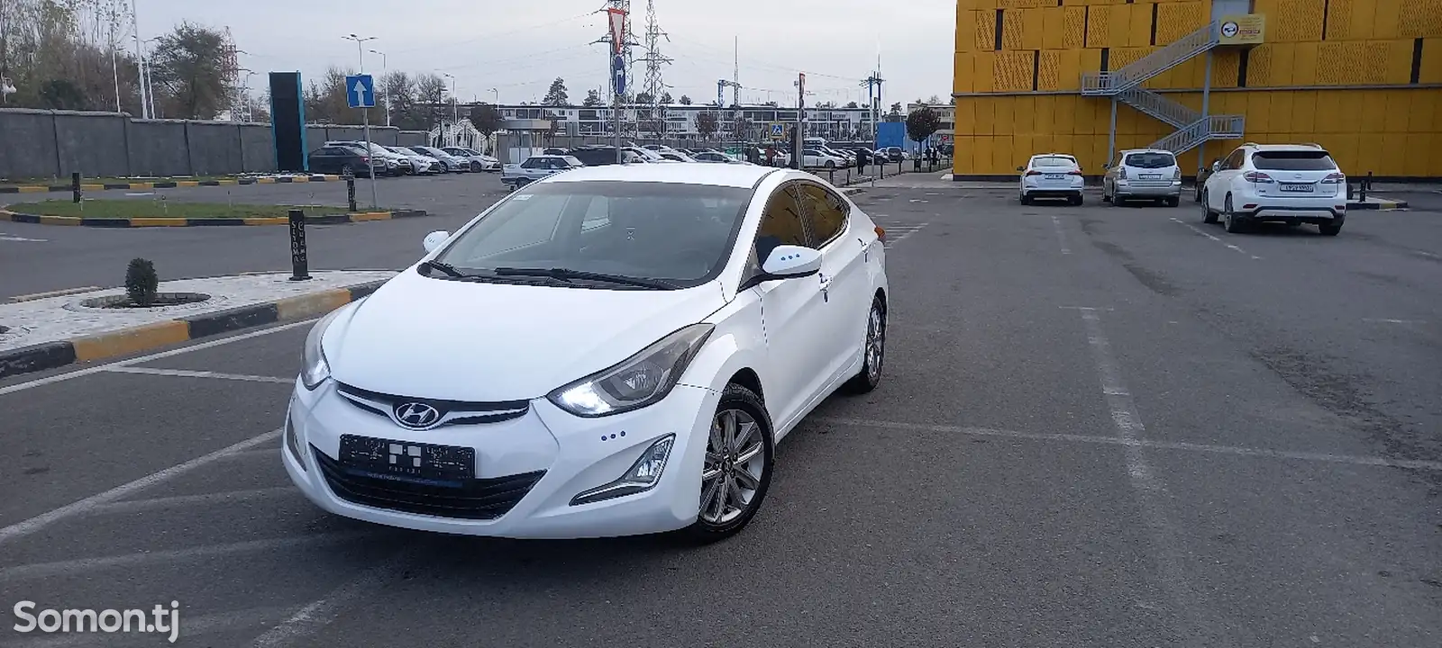 Hyundai Elantra, 2016-1