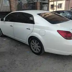 Toyota Avalon, 2008