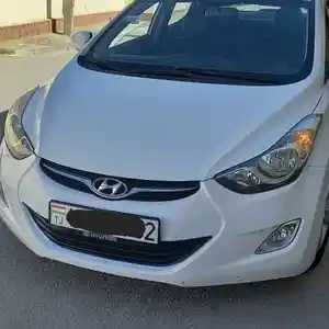 Hyundai Avante, 2012