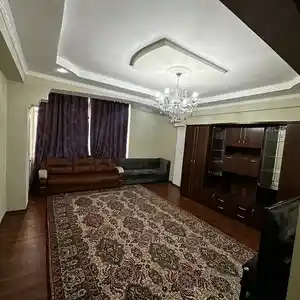 2-комн. квартира, 5 этаж, 80м², 82 мкр