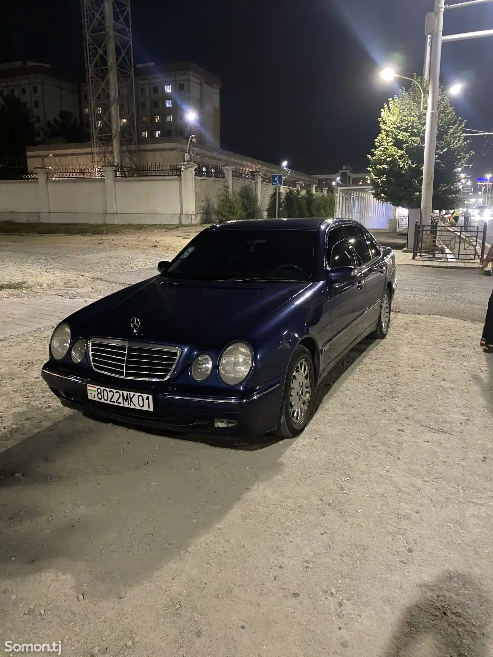 Mercedes-Benz E class, 2000-1