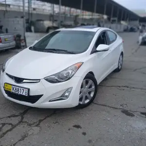 Hyundai Elantra, 2013