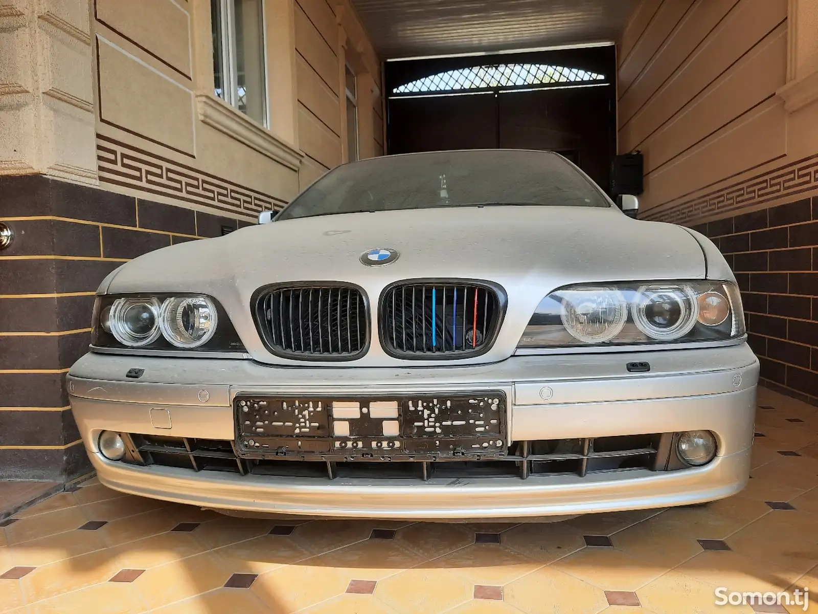 Бампер комплект от BMW E39-1