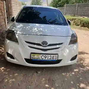 Toyota Yaris, 2010