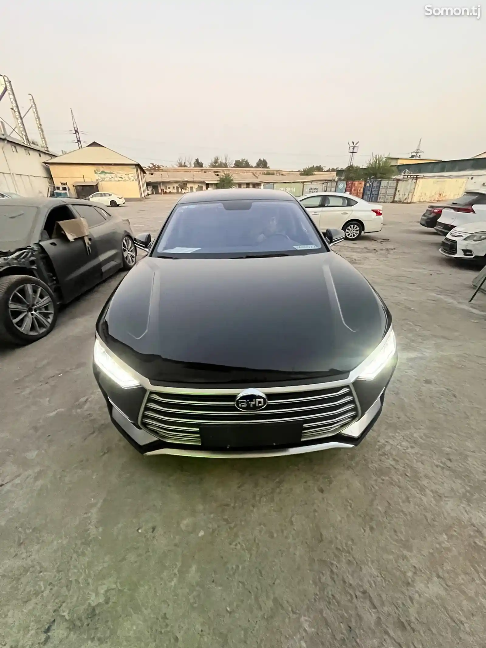 BYD E9, 2022-12