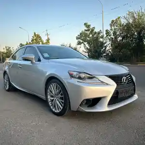 Lexus IS series, 2014