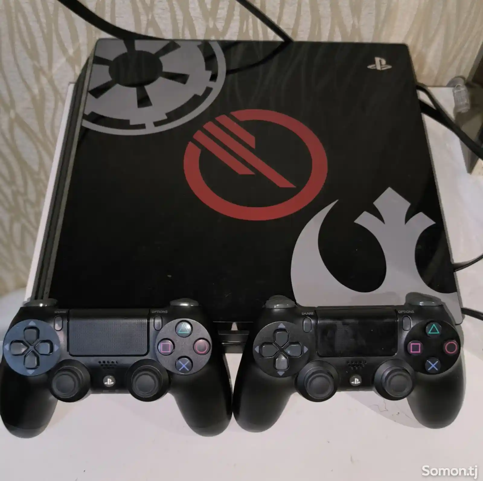 Игровая приставка PlayStation 4 pro 1TB 4K Star Wars Edition-1
