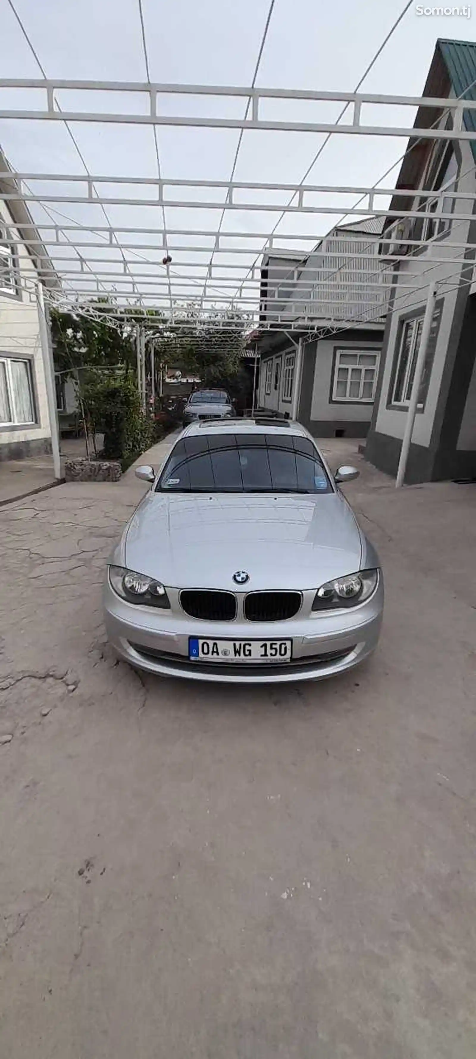 BMW 1 series, 2008-4