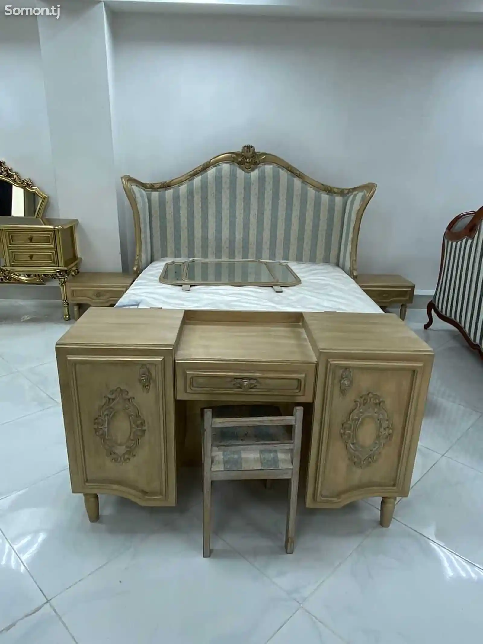 Комплект мебели AY San для спальни-1