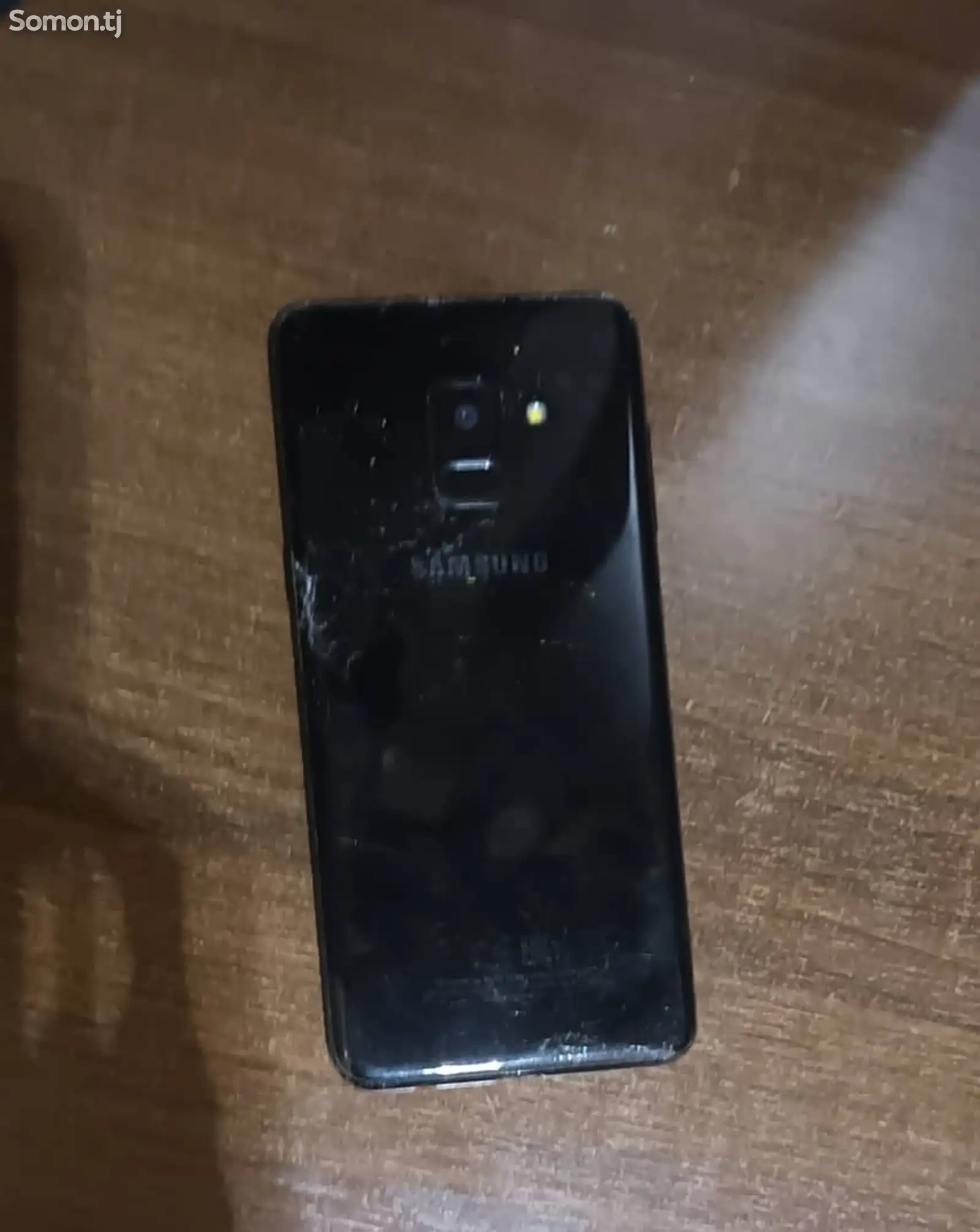 Samsung Galaxy A8 2018-1