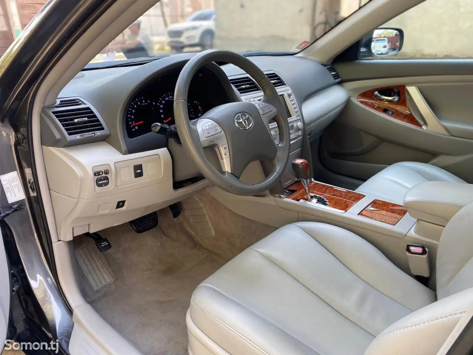 Toyota Camry, 2011-5