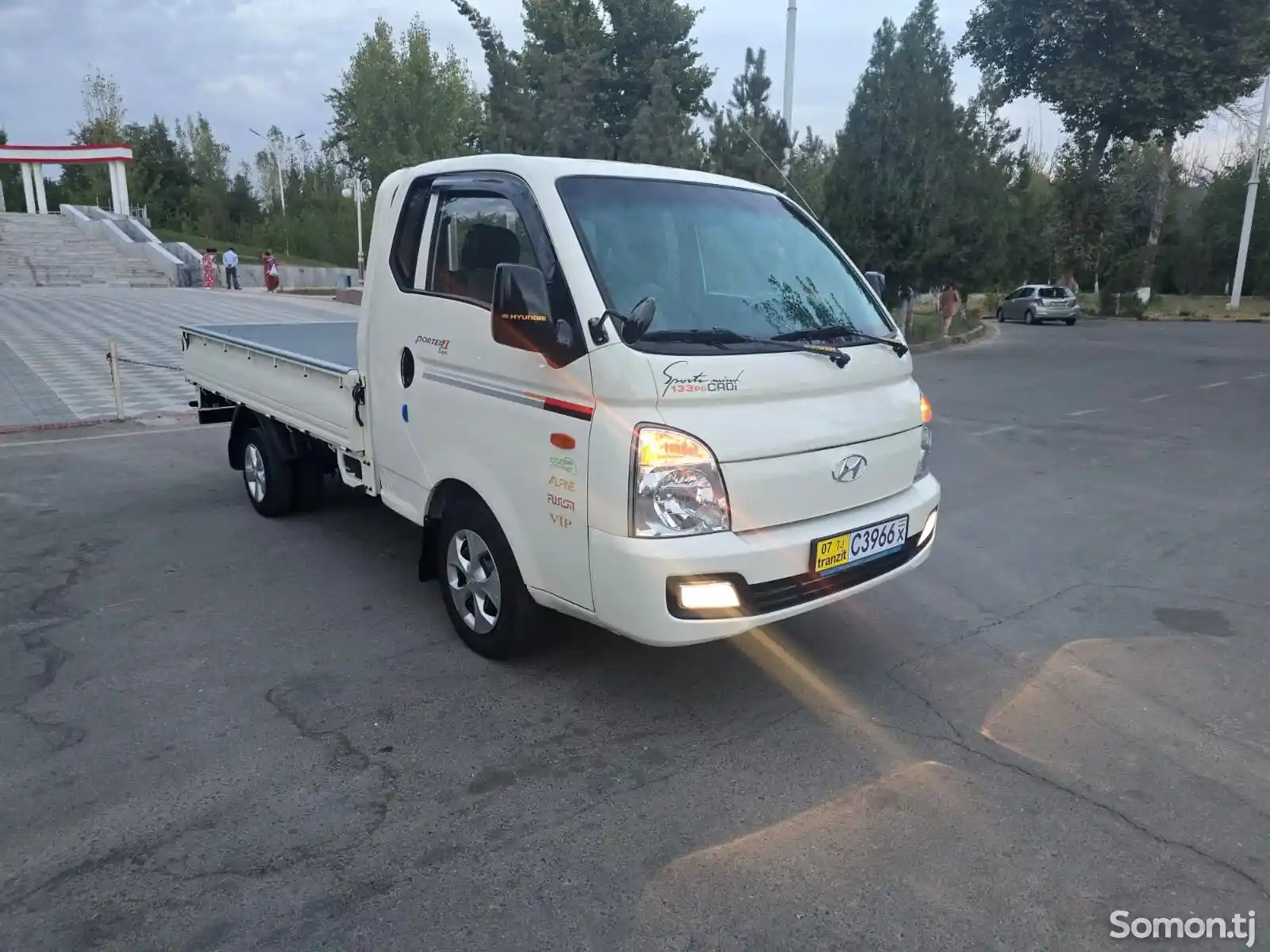 Бортовой автомобиль Hyundai Porter, 2012-3