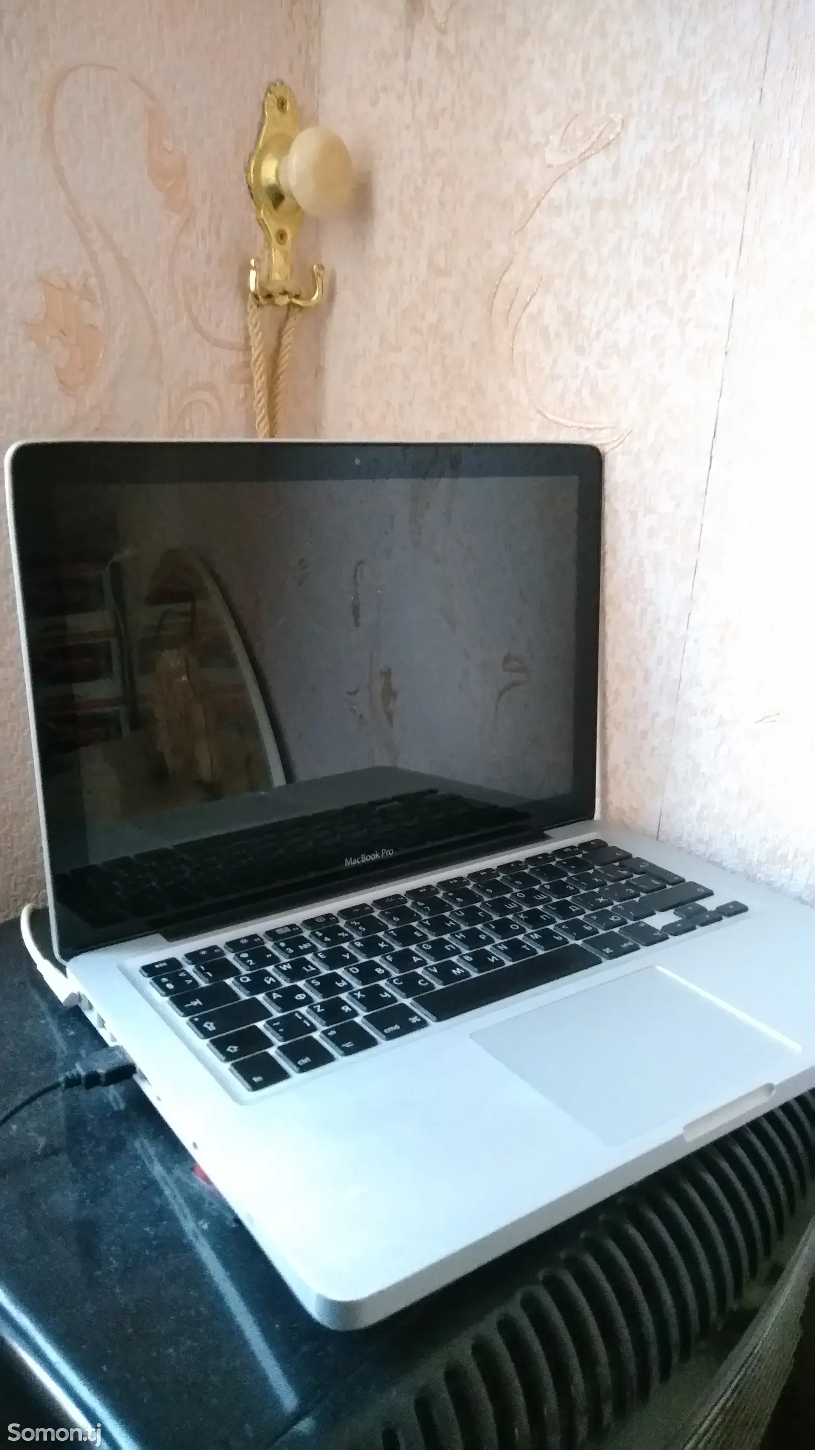 Ноутбук MacBook pro 7.1 2010 года-1