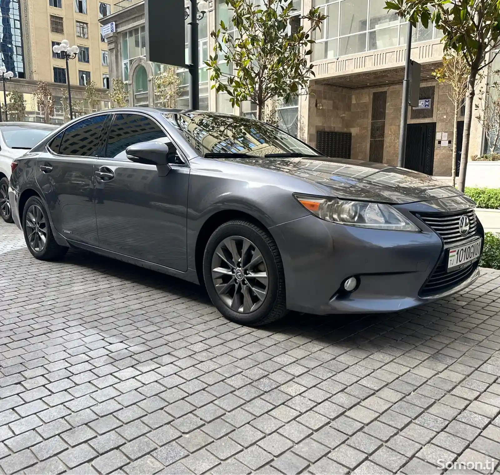 Lexus ES series, 2013-9