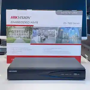База видеорегистратор Hikvision 8 порт NVR DS-7608NI-K1