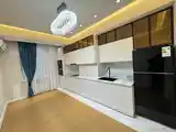 3-комн. квартира, 7 этаж, 107 м², Дом печати, Ситора-8