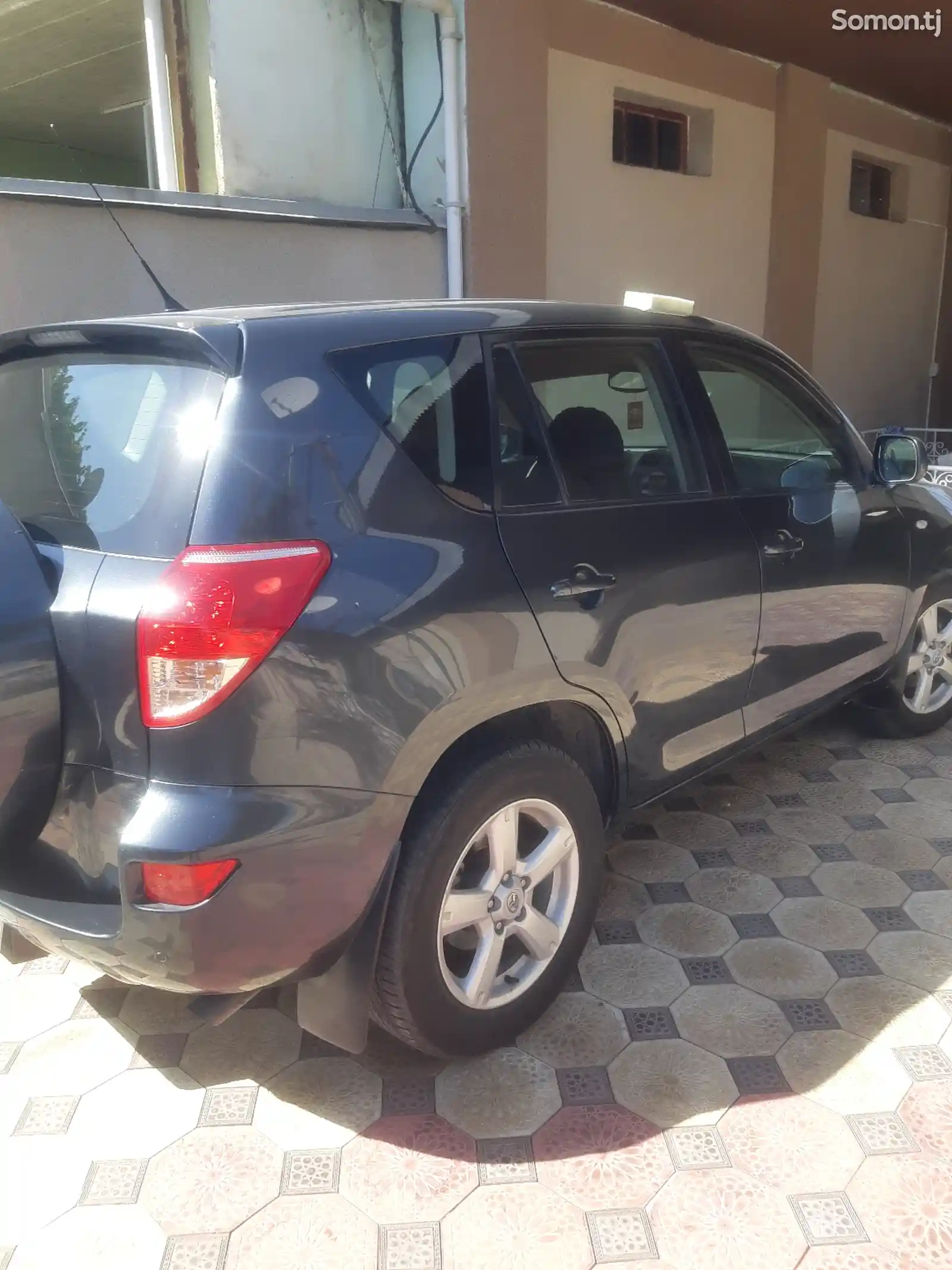 Toyota RAV 4, 2009-10