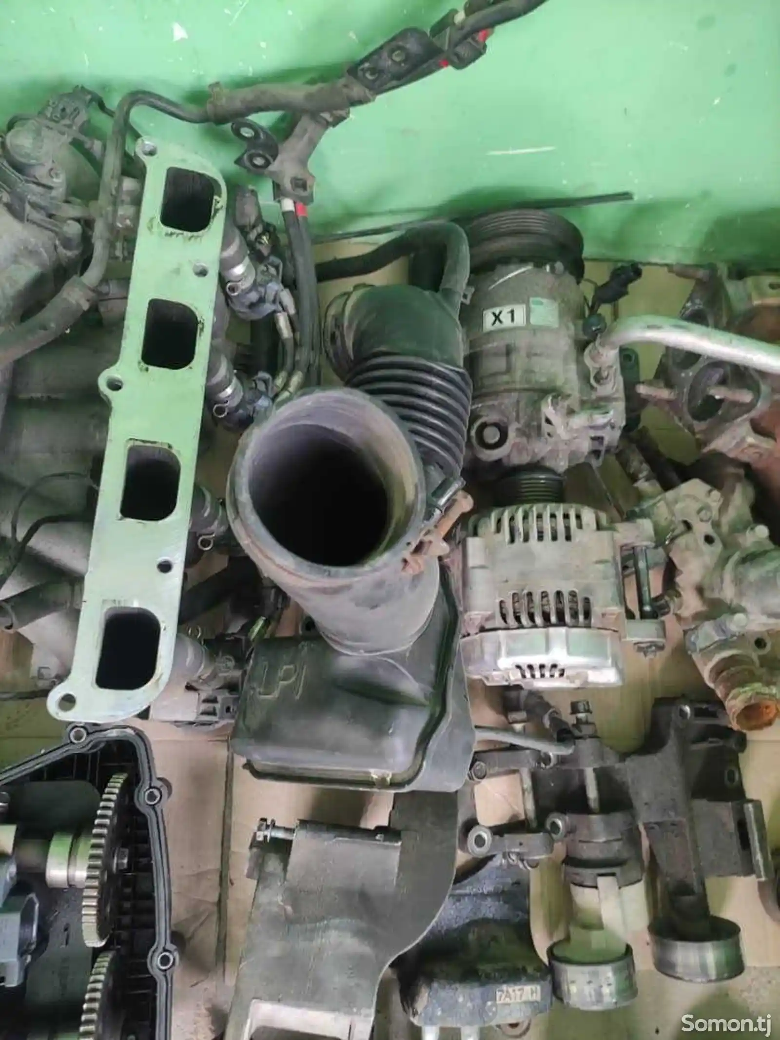 Головка блока цилиндров двигателя Hyundai Sonata NF-2