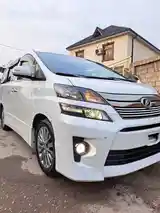 Toyota Vellfire, 2014-4