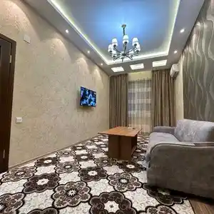 2-комн. квартира, 8 этаж, 84м², 34 мкр