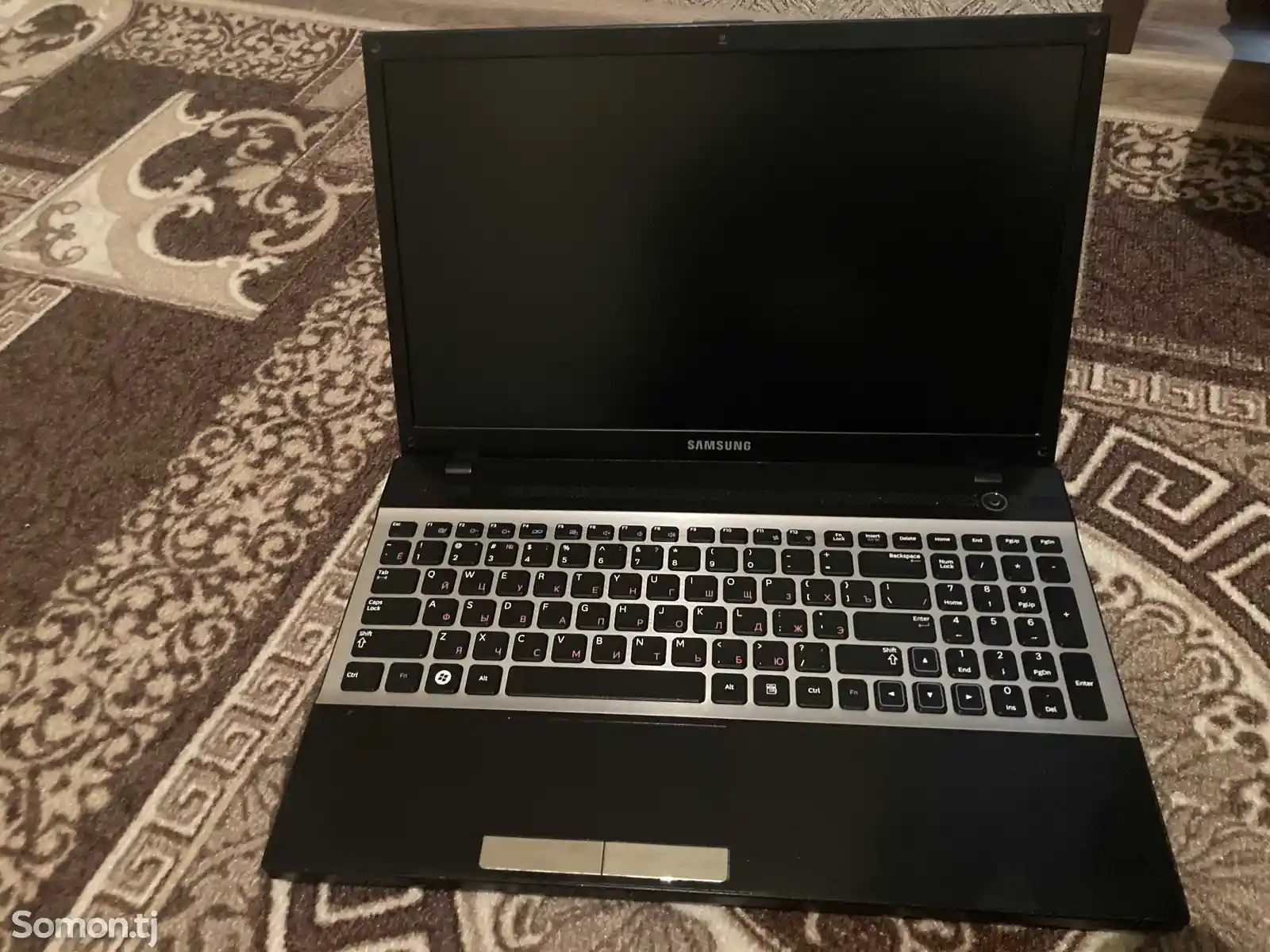 Ноутбук Samsung 305V-1
