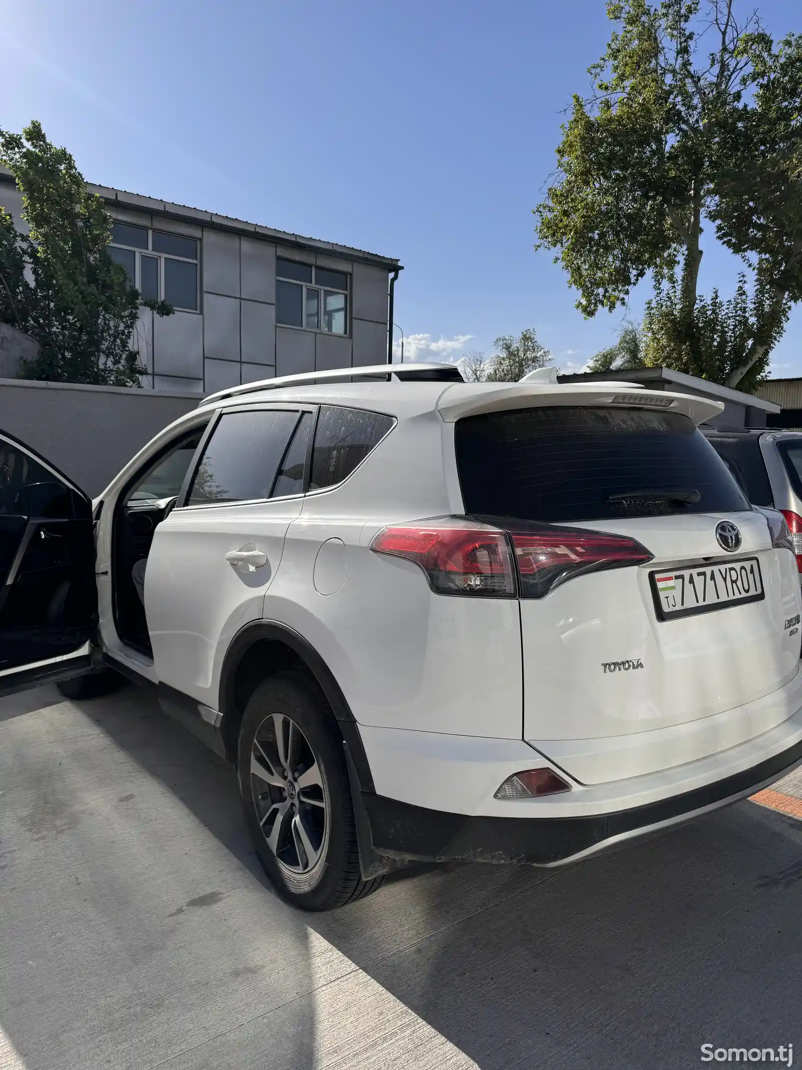 Toyota RAV 4, 2018-1