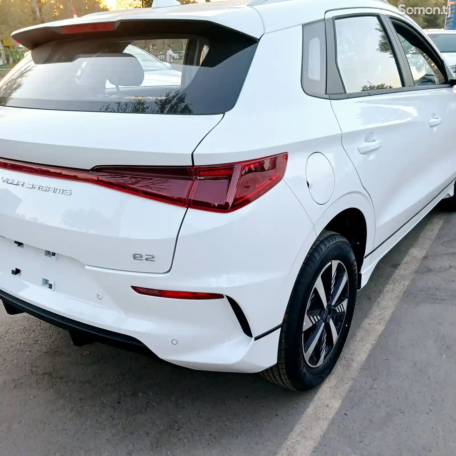 BYD E2, 2024-4