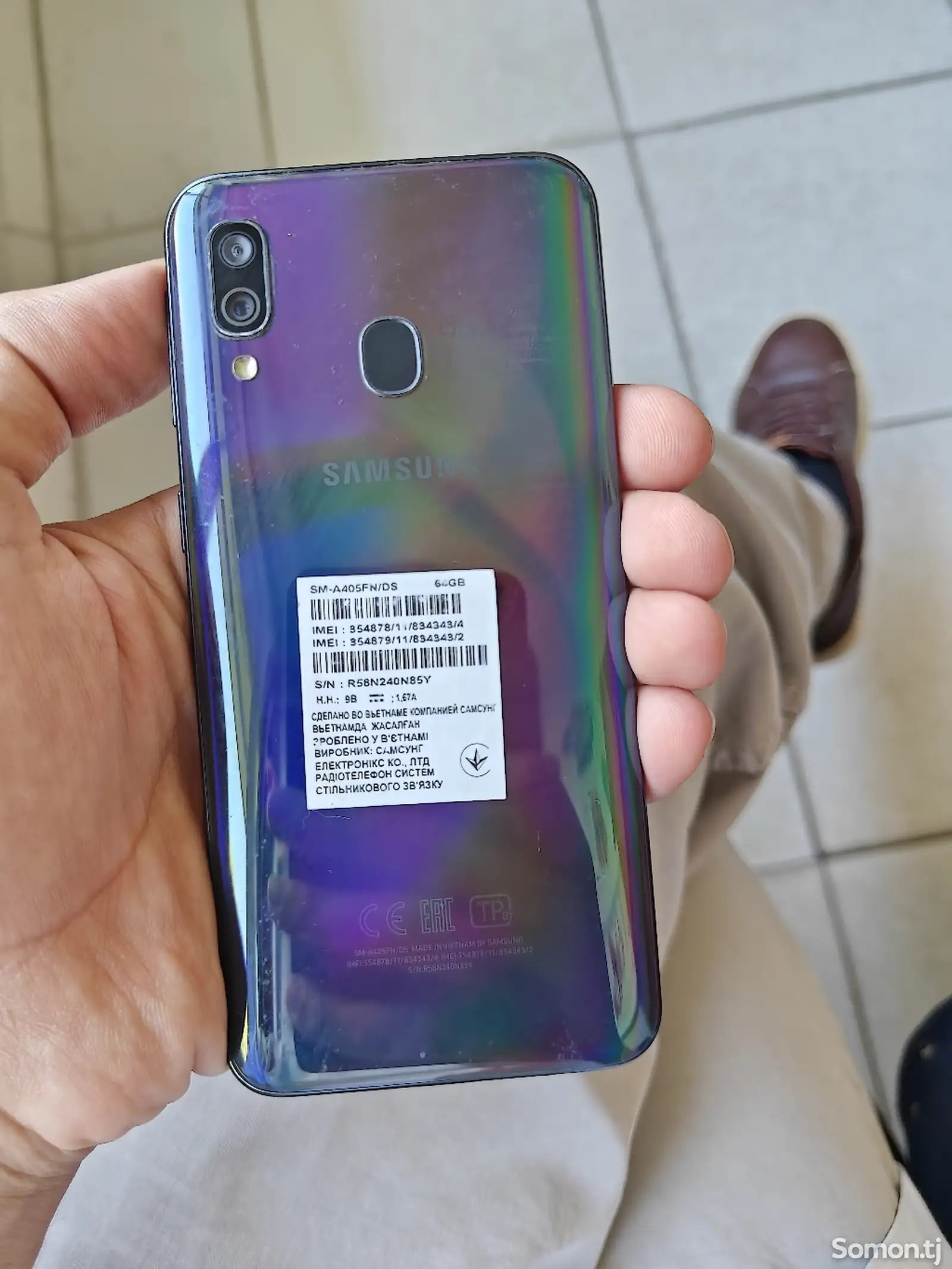 Samsung Galaxy A40 4/64gb-1