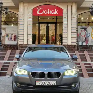 BMW 5 series, 2011