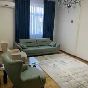 2-комн. квартира, 8 этаж, 65м², Шохмансур