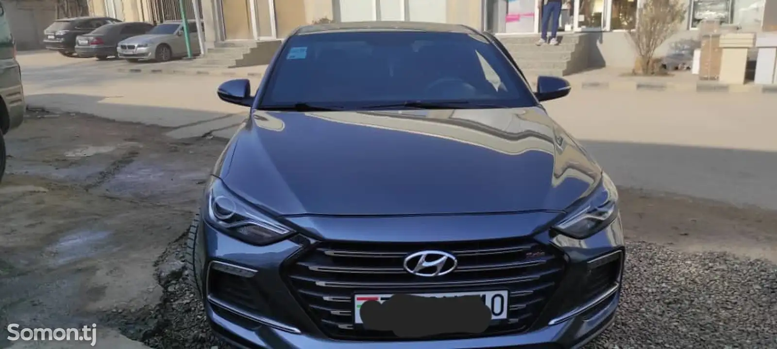 Hyundai Elantra, 2017-1