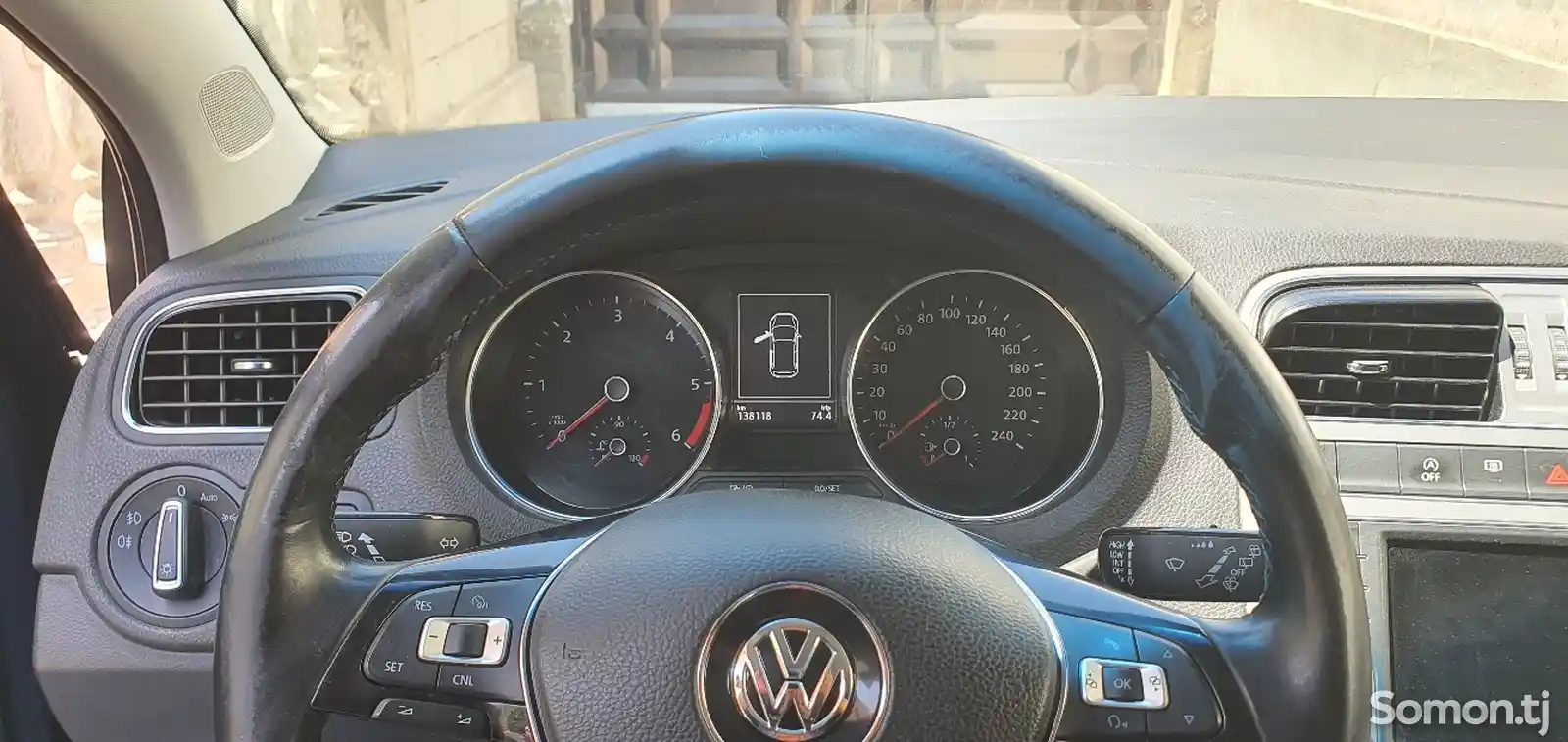 Volkswagen Polo, 2015-8