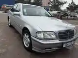 Mercedes-Benz C class, 2000-3