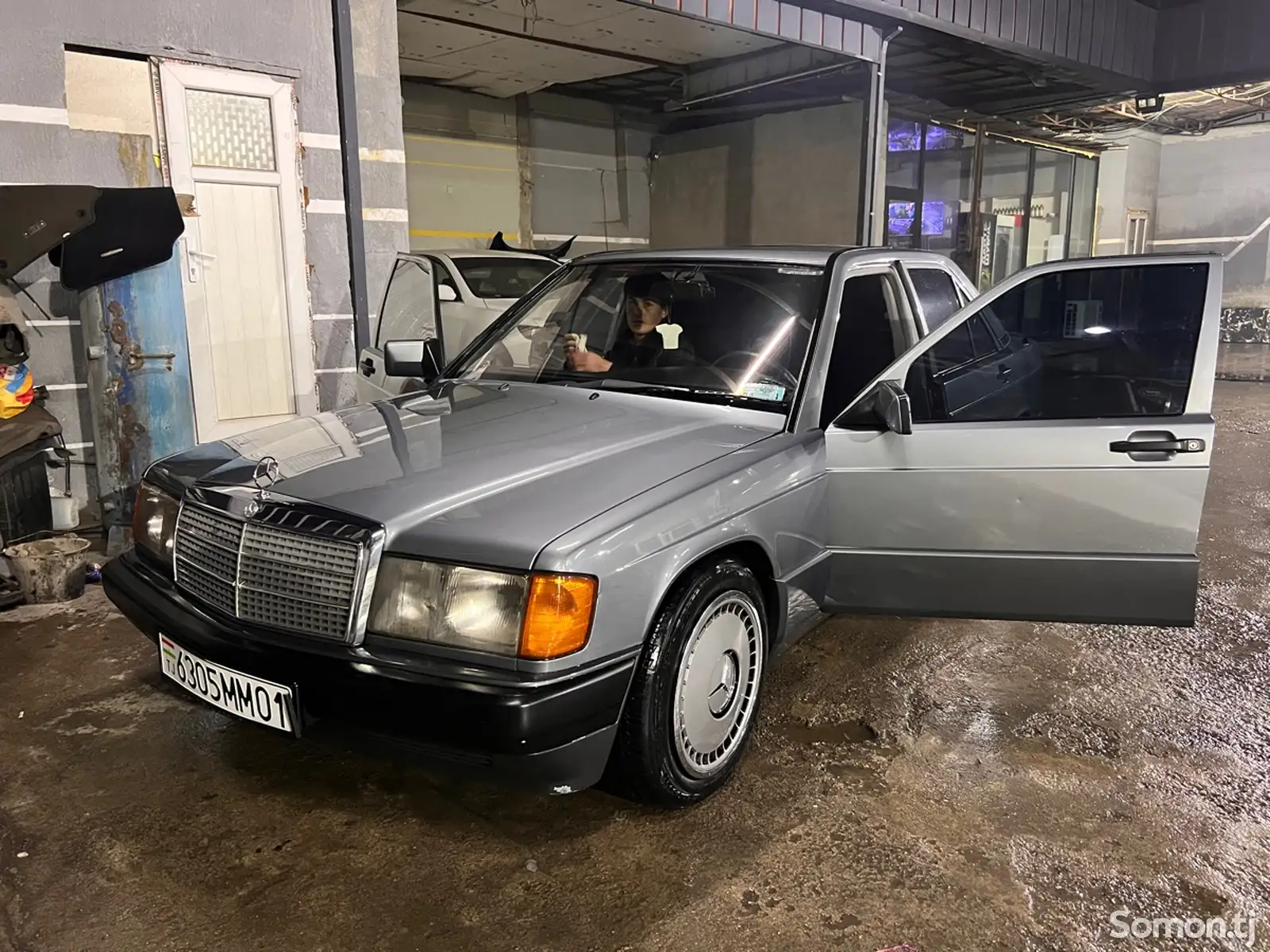 Mercedes-Benz W201, 1992-1