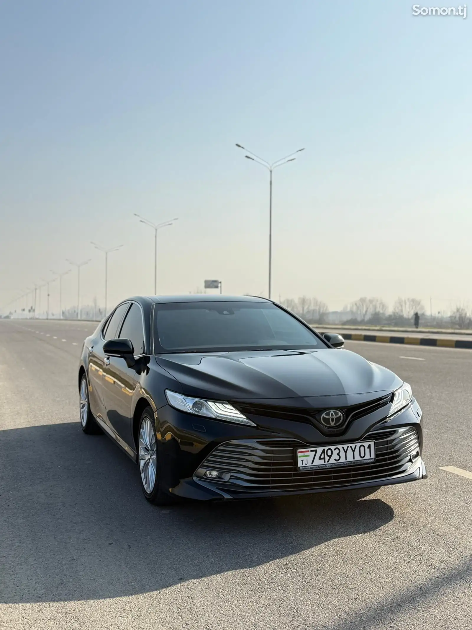 Toyota Camry, 2019-1