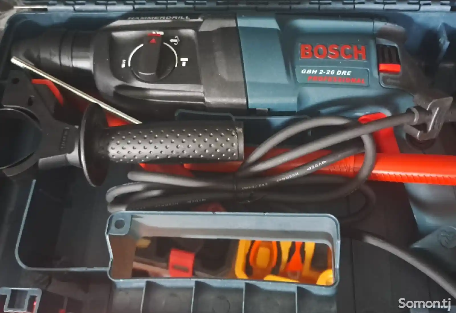 Перфоратор Bosch-1