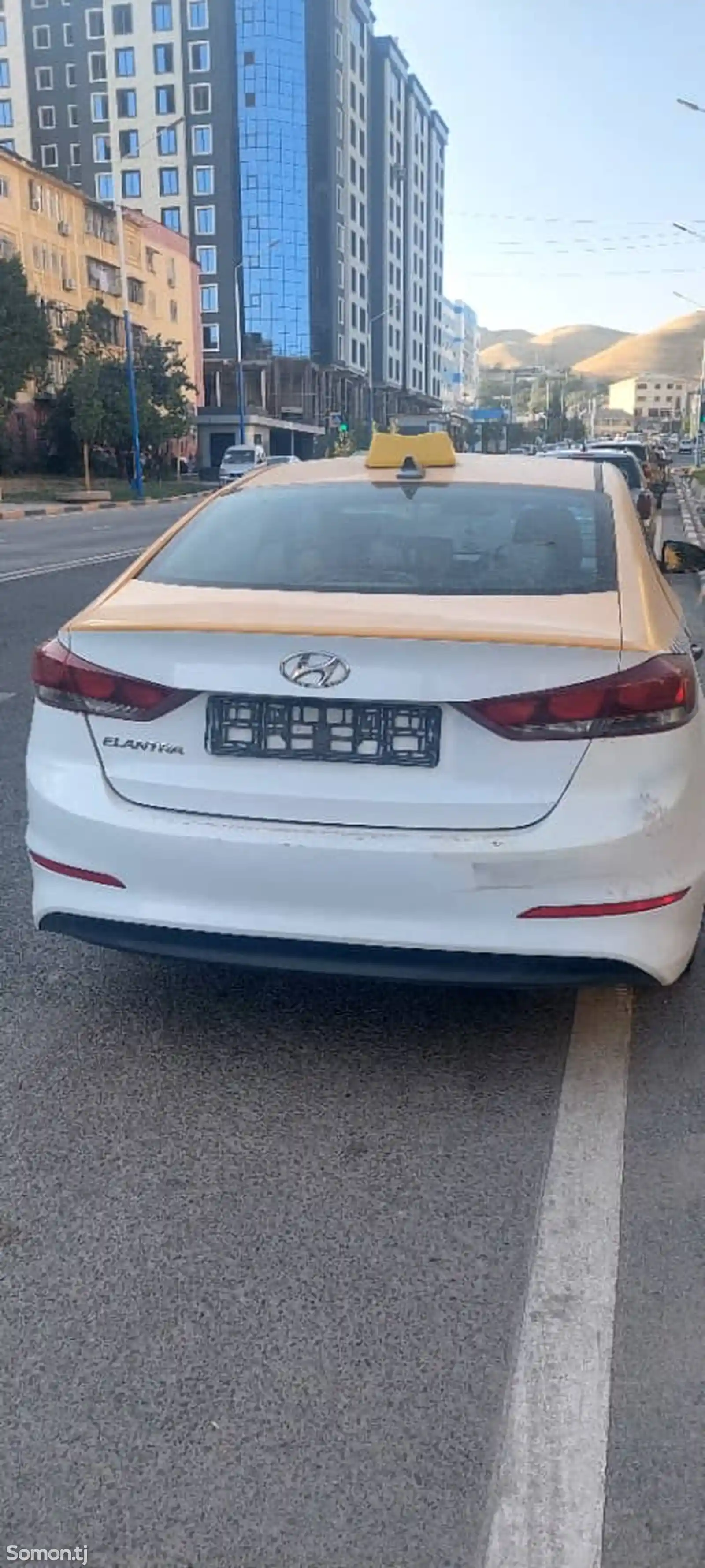 Hyundai Elantra, 2017-4