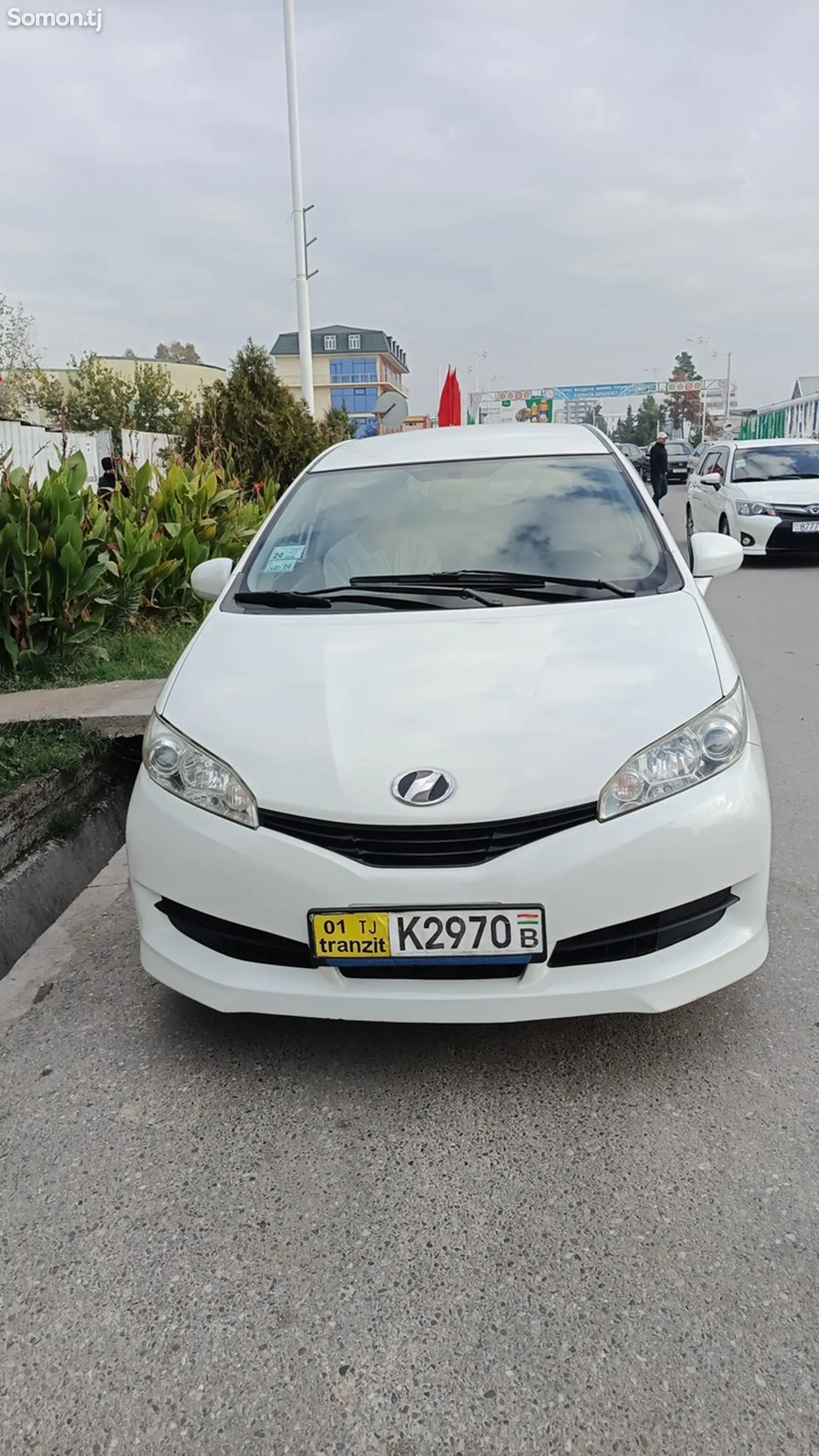 Toyota Wish, 2011-1