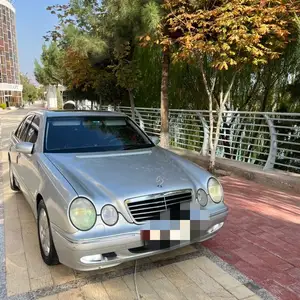 Mercedes-Benz E class, 2000