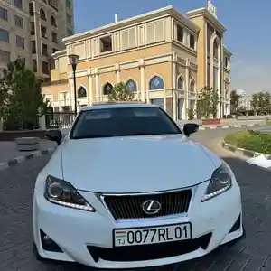 Lexus IS series, 2012