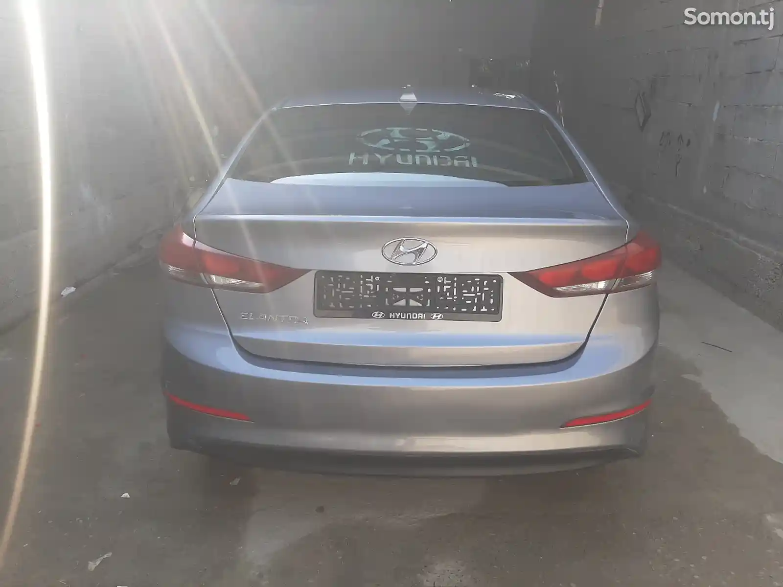 Hyundai Elantra, 2017-13