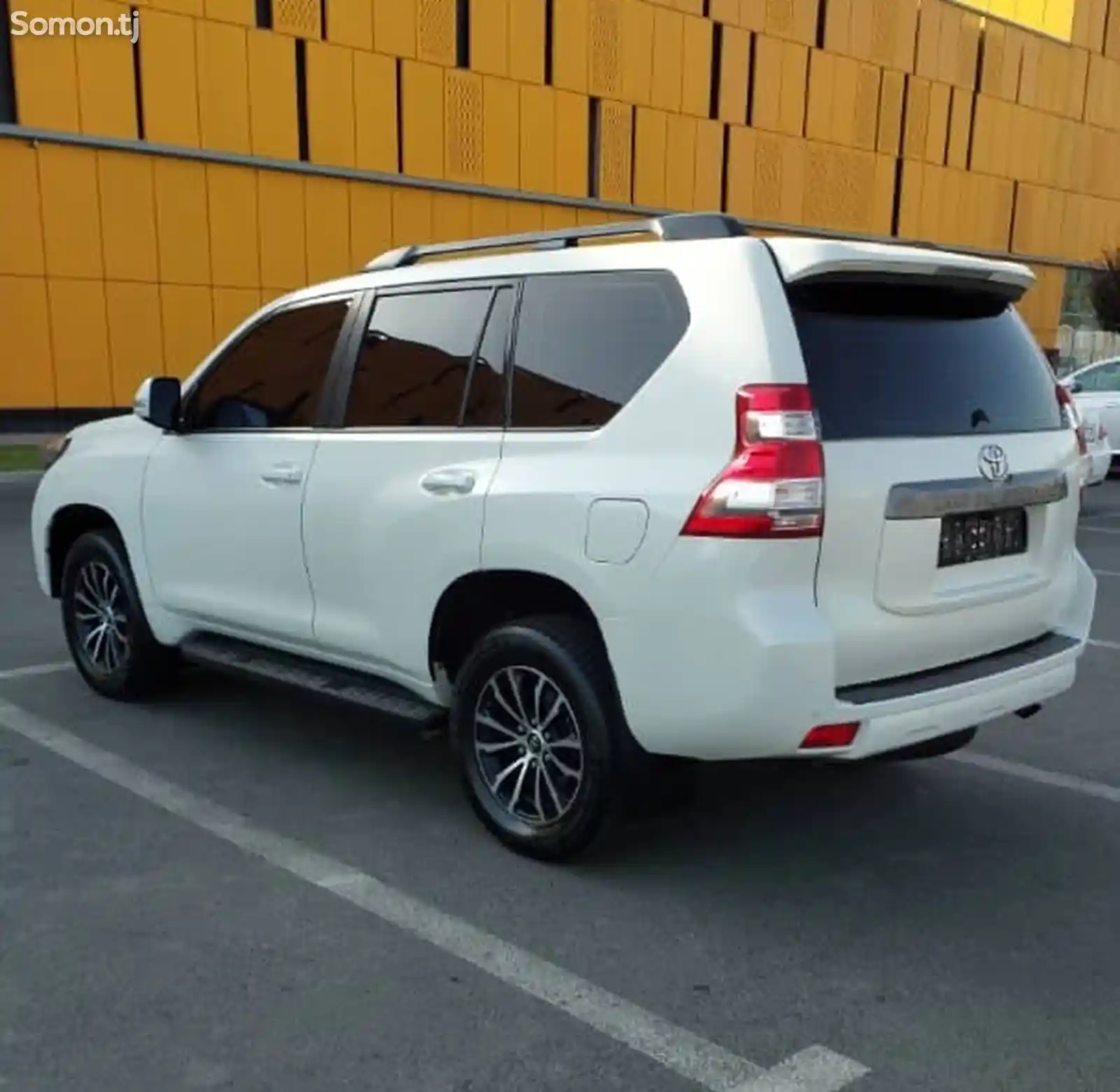 Toyota Land Cruiser Prado, 2015-4