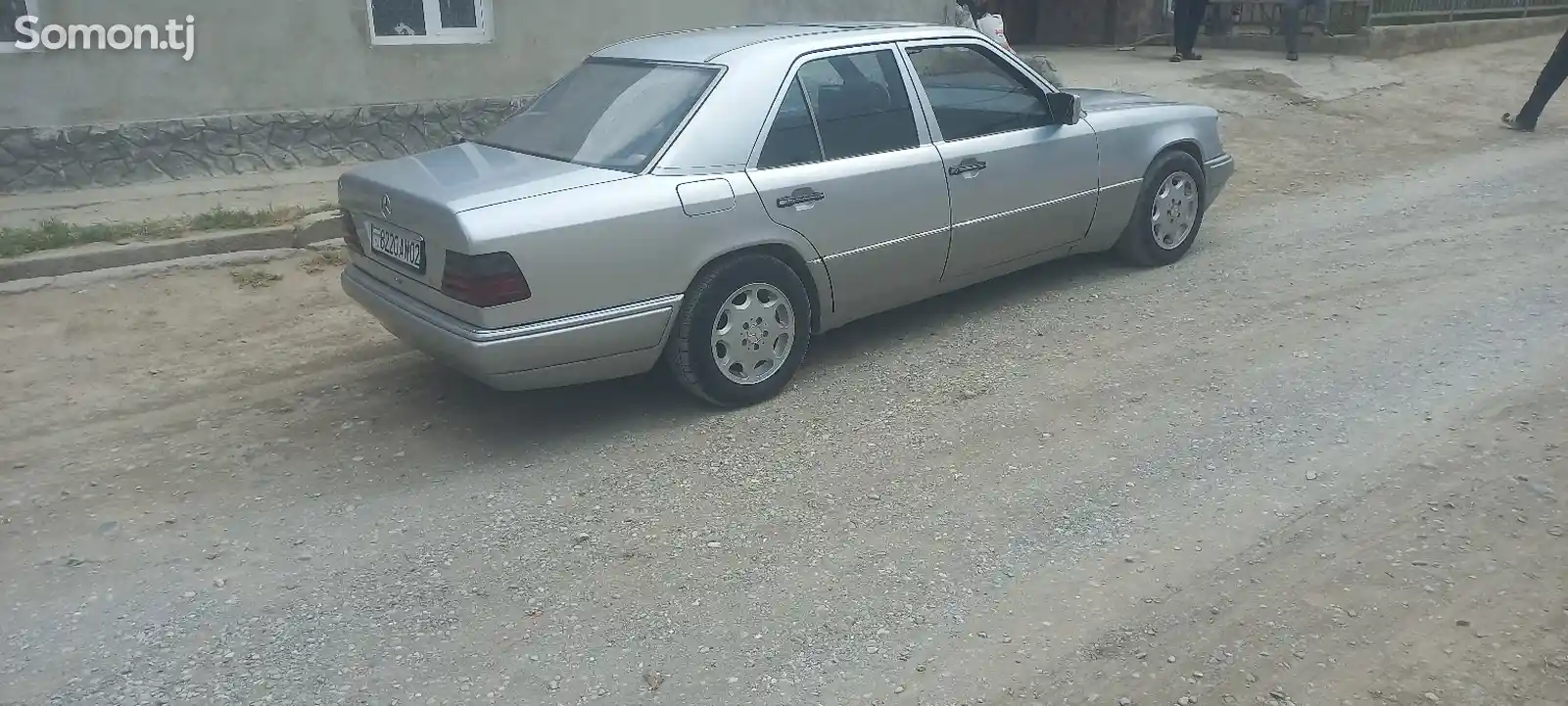 Mercedes-Benz W124, 1993-5