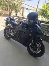 Мотоцикл Yamaha R1-4